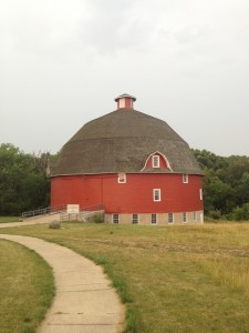 round red barn Annawan, Illinois